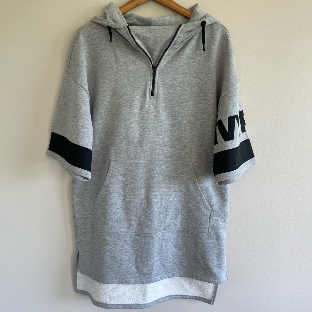 Ivy Park by Beyoncé Grey Oversized Short Sleeve Hoodie Size Small